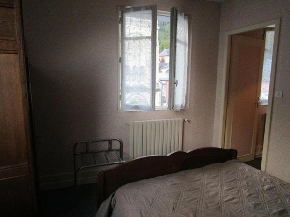 Appartement 2 Chambres, 8 Couchages, Centre-Ville Cauterets, Wifi Gratuit, Parking A Proximite - Fr-1-234-89 Buitenkant foto